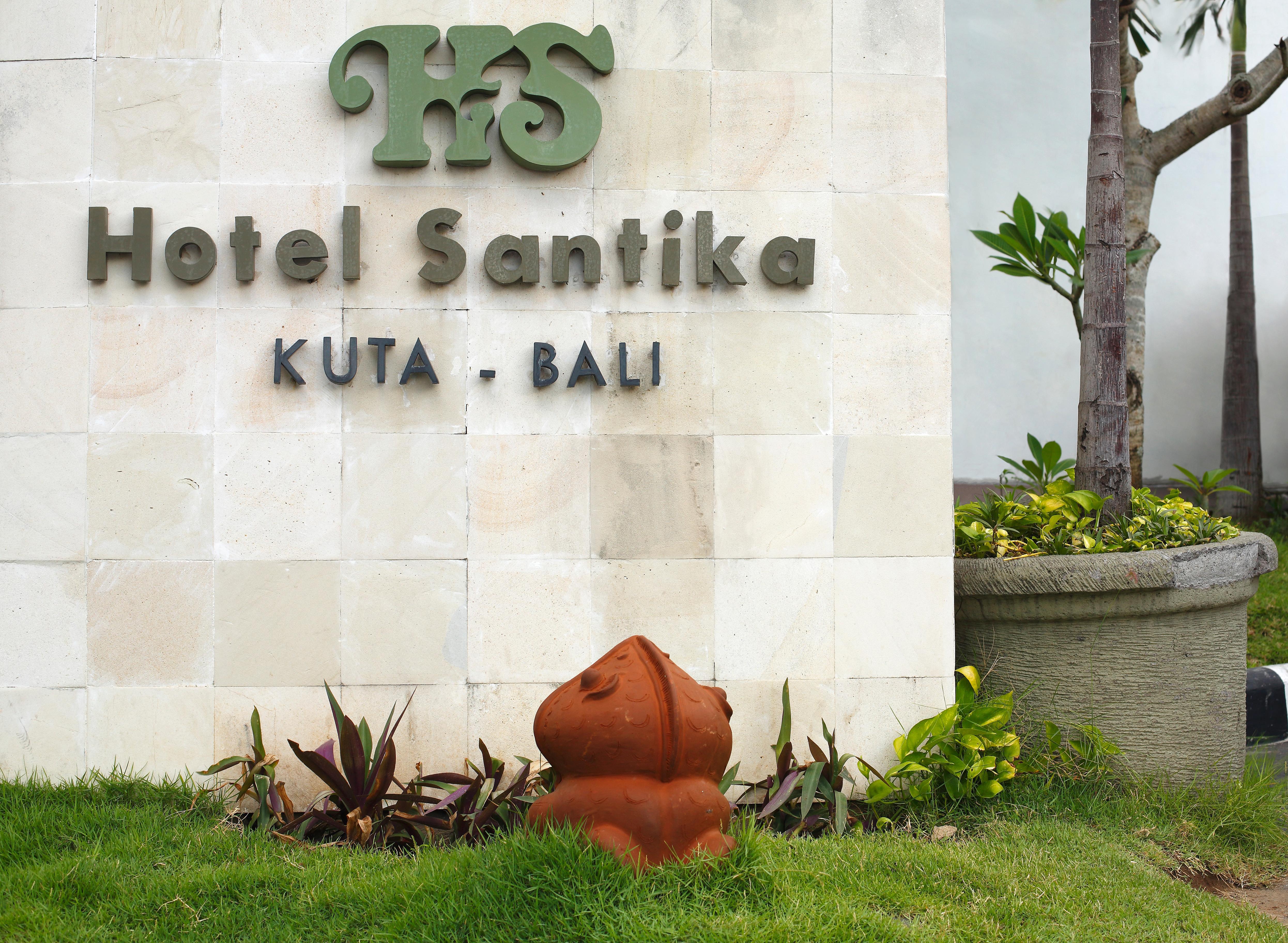 Hotel Santika Kuta Кута Екстер'єр фото