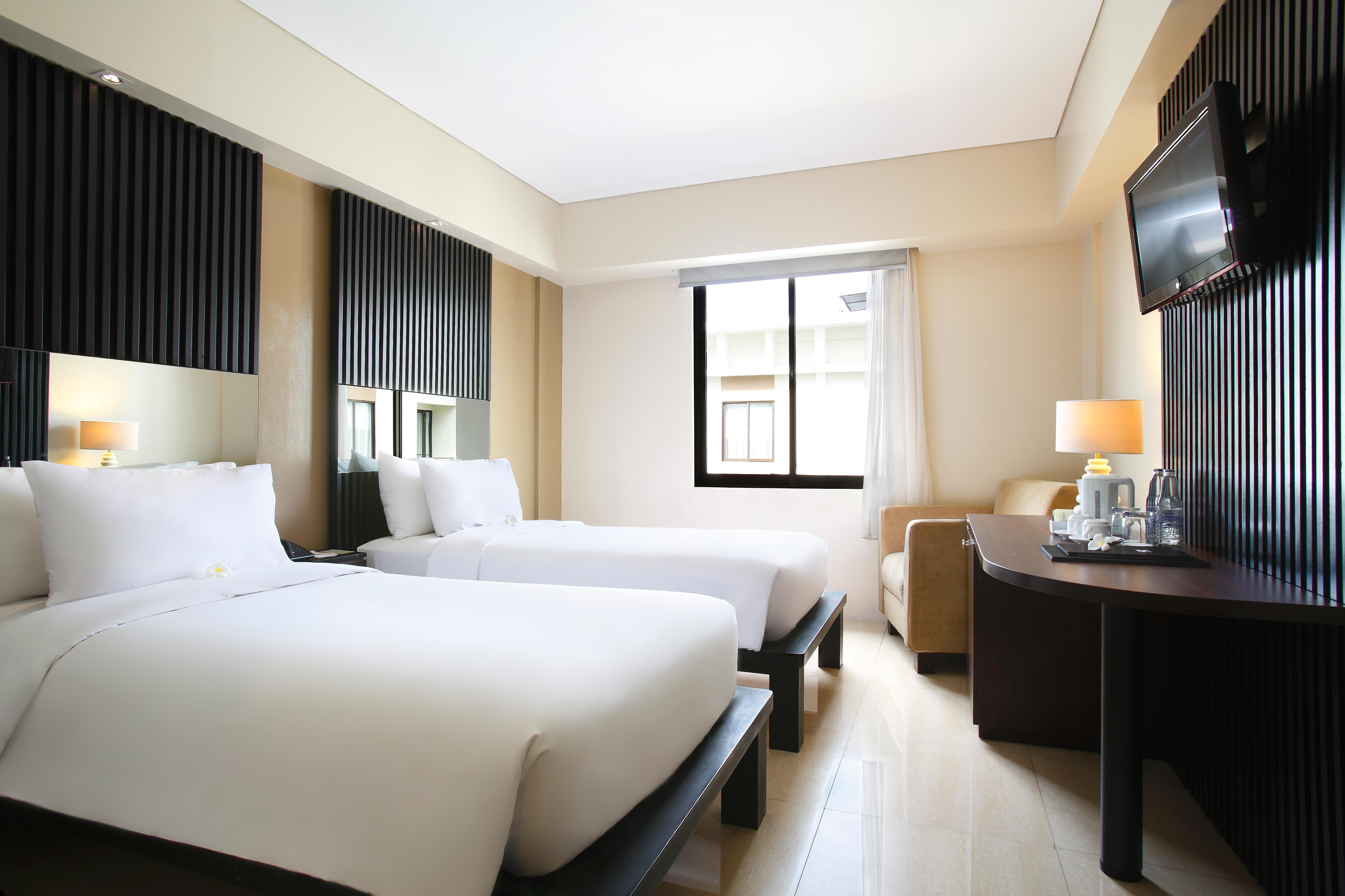 Hotel Santika Kuta Кута Екстер'єр фото