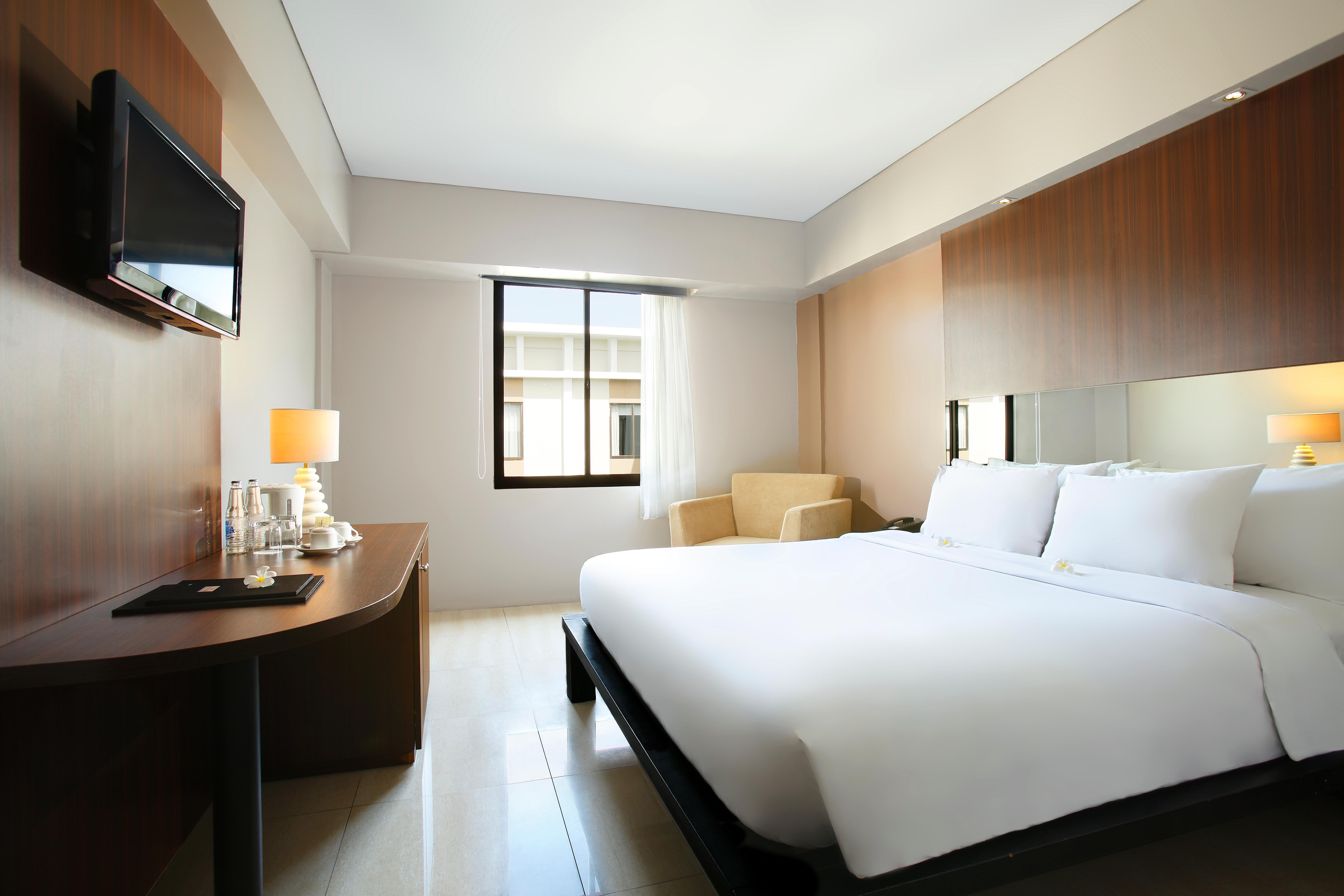 Hotel Santika Kuta Кута Екстер'єр фото