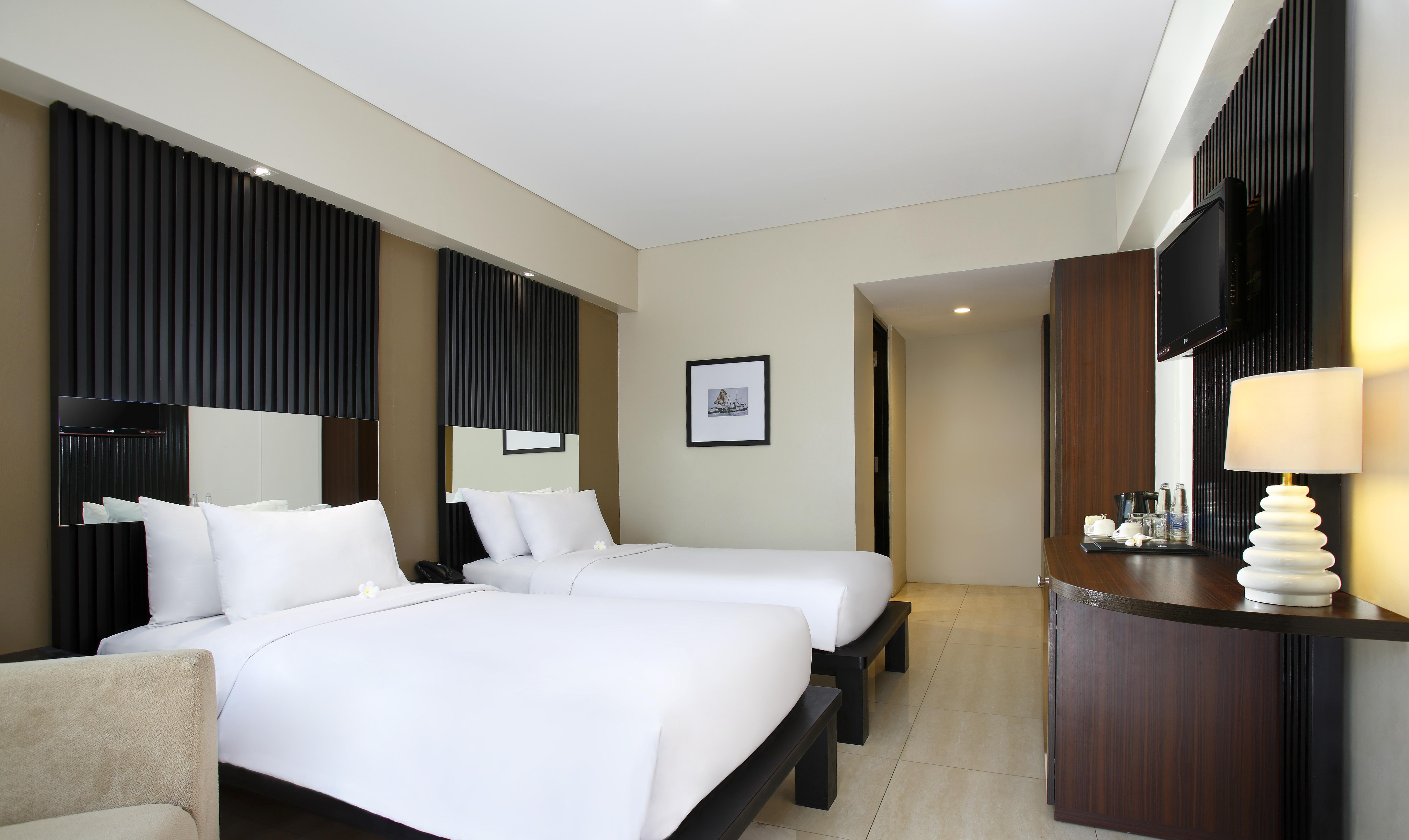 Hotel Santika Kuta Кута Екстер'єр фото